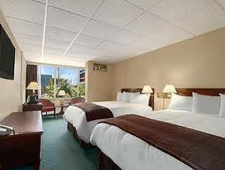 The Brunswick Hotel Complex Parry Sound Exteriér fotografie
